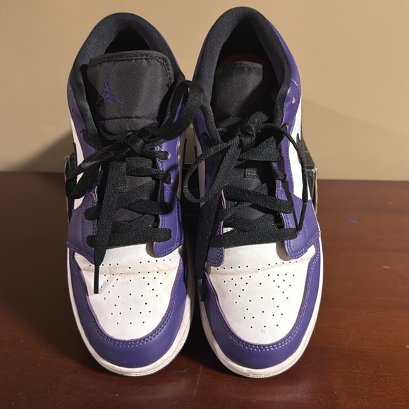 Nike Dunks - Picture 2 of 2